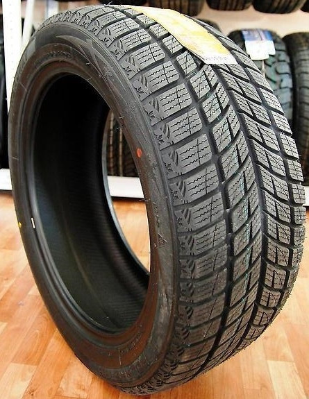 Зимова шина Headway HW505 255/55 R19 107H