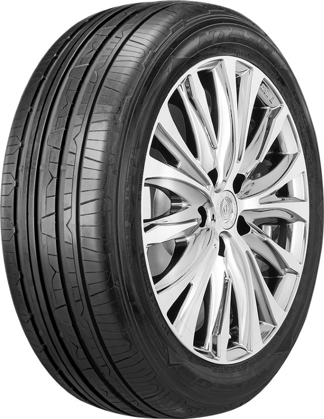 Літня шина Nitto NT830 Plus 215/55 R17 98W