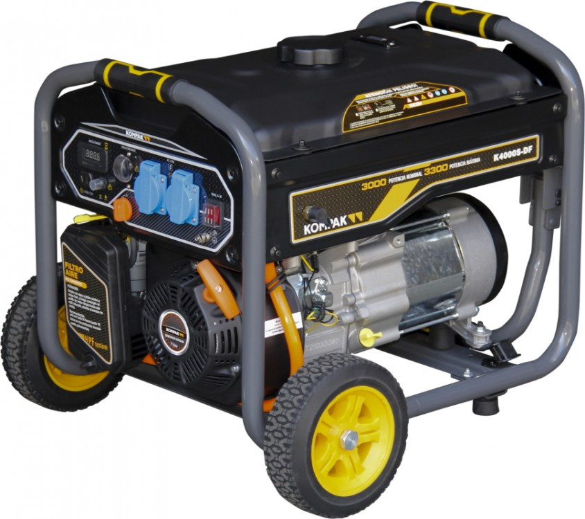 Электрогенератор Kompak K4000S-DF