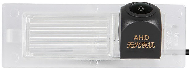 Камера заднього огляду LesKo 7832