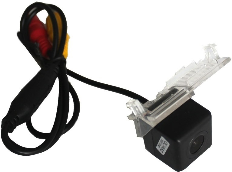 Камера заднего вида iDial CCD-8210