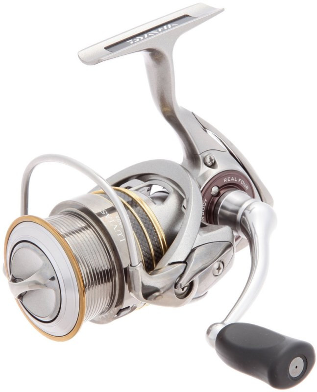 Котушка Daiwa Luvias 12 2500