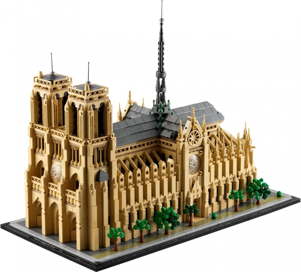 Конструктор Lego Notre-Dame de Paris 21061