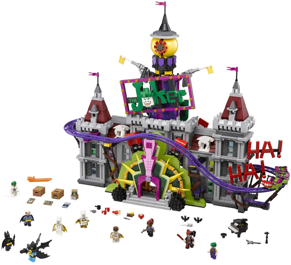 Конструктор Lego The Joker Manor 70922