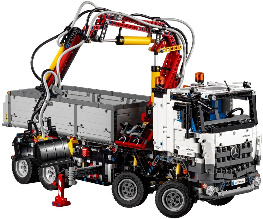 Конструктор Lego Mercedes-Benz Arocs 42043
