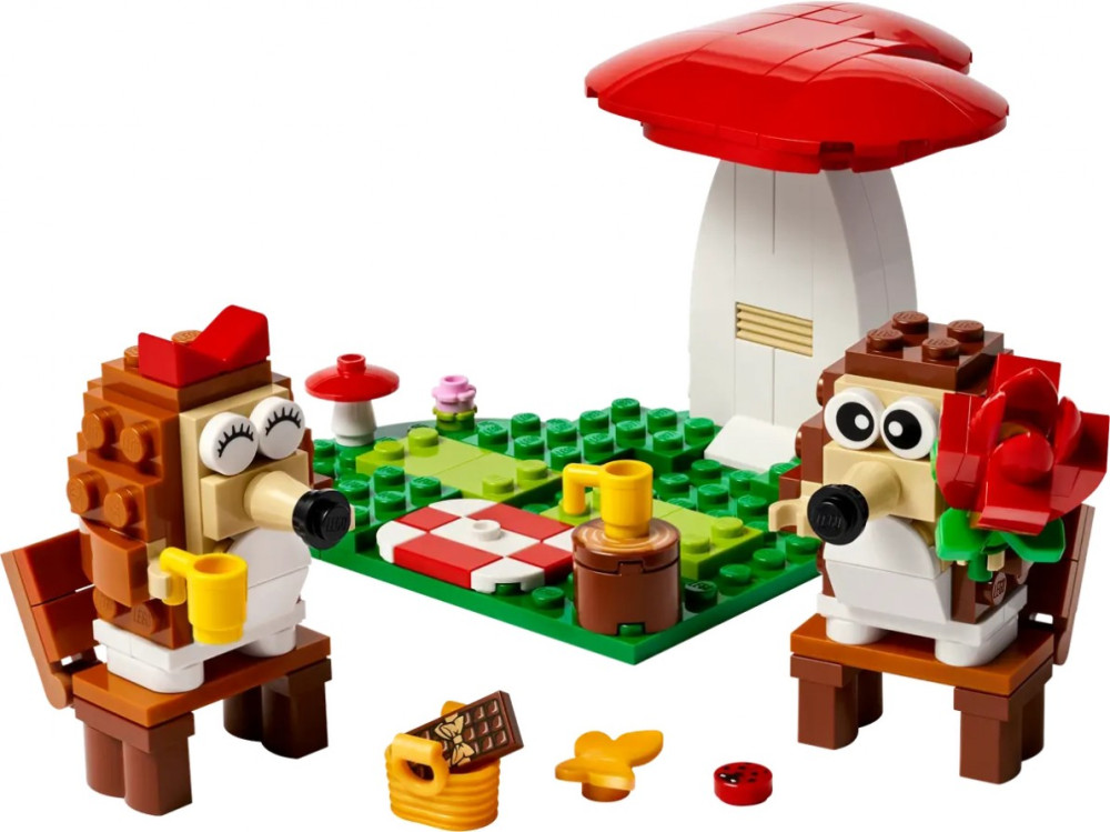 Конструктор Lego Hedgehog Picnic Date 40711