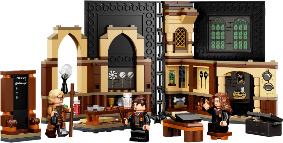 Конструктор Lego Hogwarts Moment Defence Class 76397