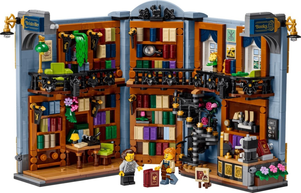 Конструктор Lego Bookshop Book Nook 11379