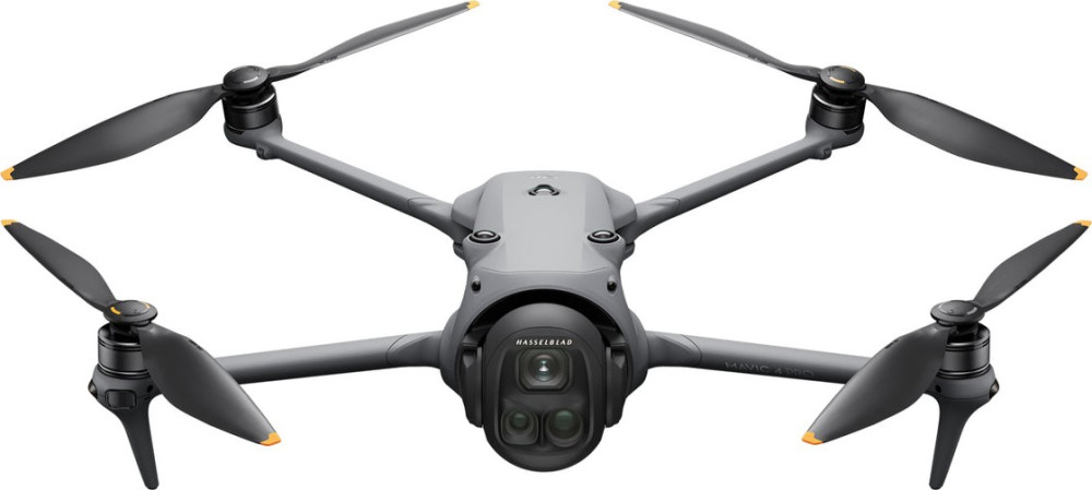 Квадрокоптер (дрон) DJI Mavic 4 Pro Creator Combo (CP.MA.00000847.0
