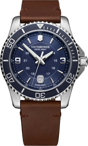 Наручний годинник Victorinox Maverick Large V241863