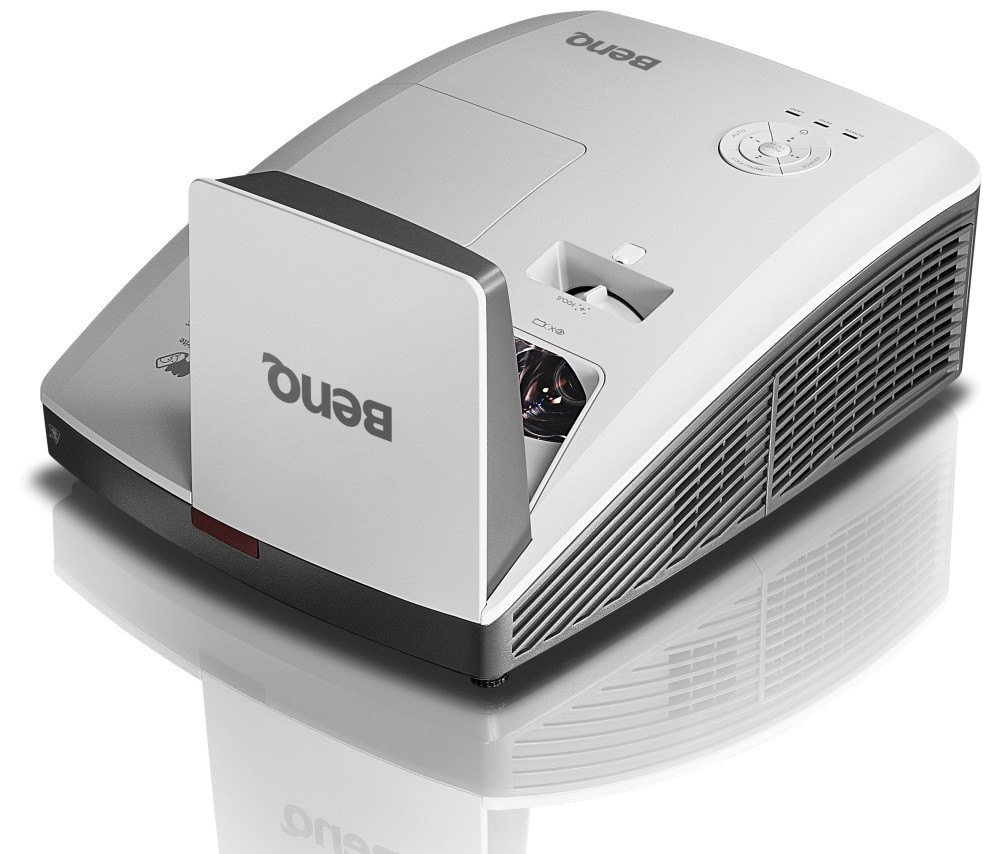 Проєктор BenQ MW853UST