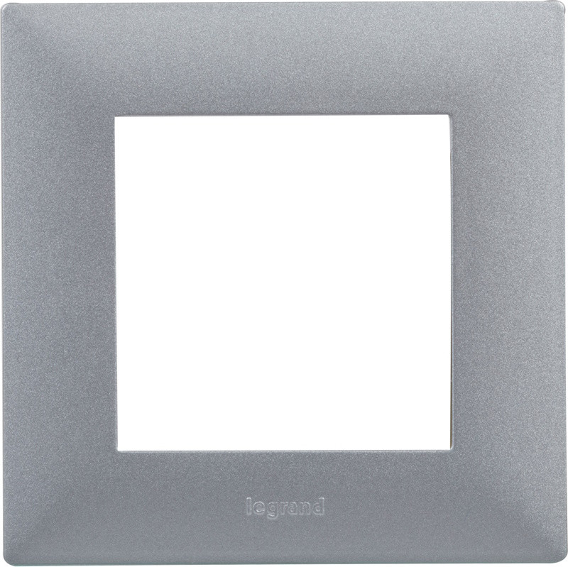Рамка для розетки / вимикача Legrand Niloe Step 863491
