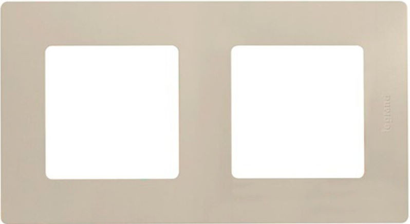 Рамка для розетки / выключателя Legrand Etika 672512