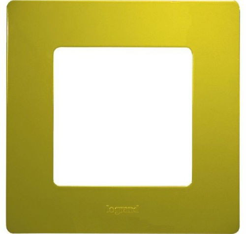 Рамка для розетки / выключателя Legrand Etika 672541