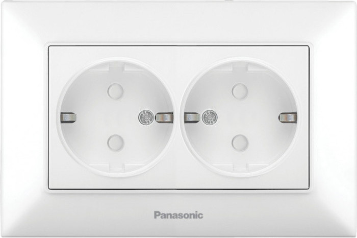 Розетка Panasonic WNTC02152WH-UA
