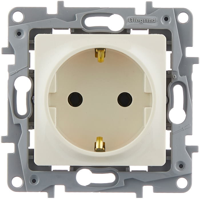 Розетка Legrand Etika 672321