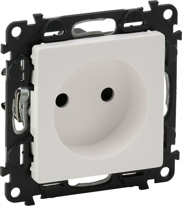 Розетка Legrand Valena Life 753416