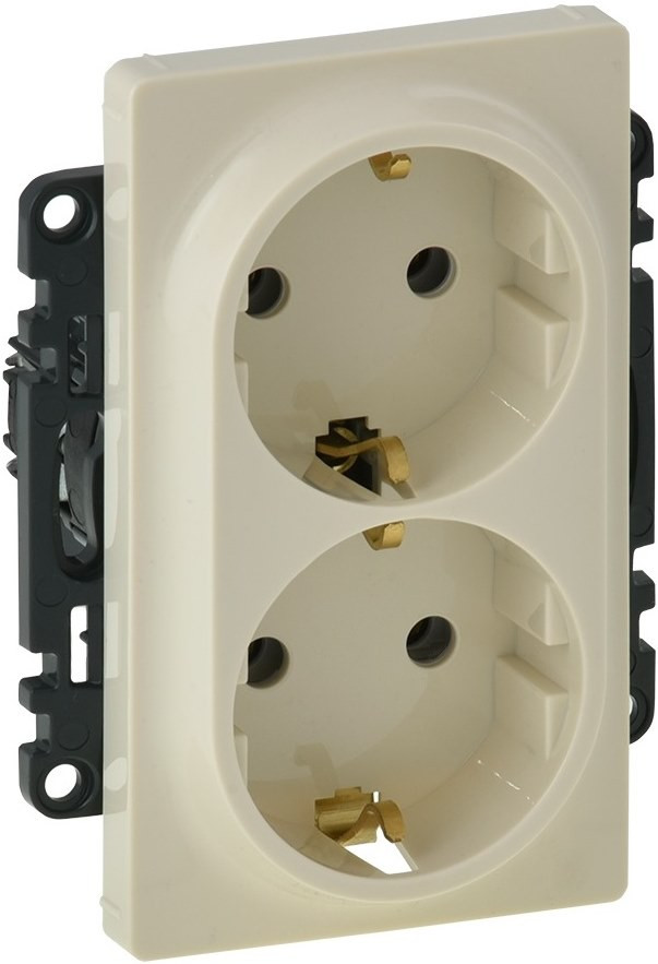 Розетка Legrand Valena Life 753227