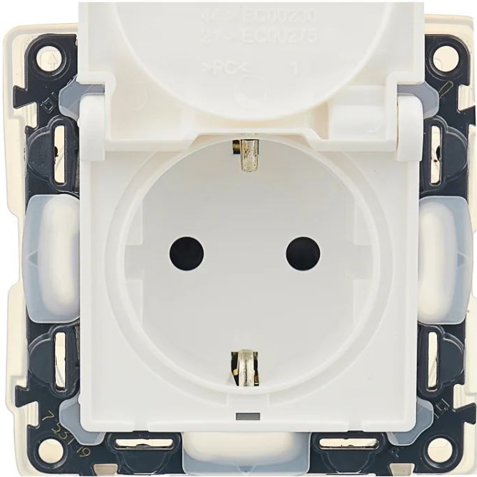 Розетка Legrand Valena Life 753119