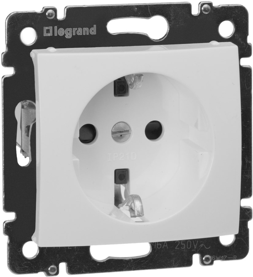 Розетка Legrand Valena Classic 774421