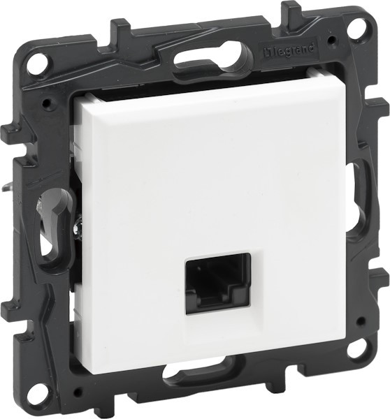 Розетка Legrand Niloe Step 863159