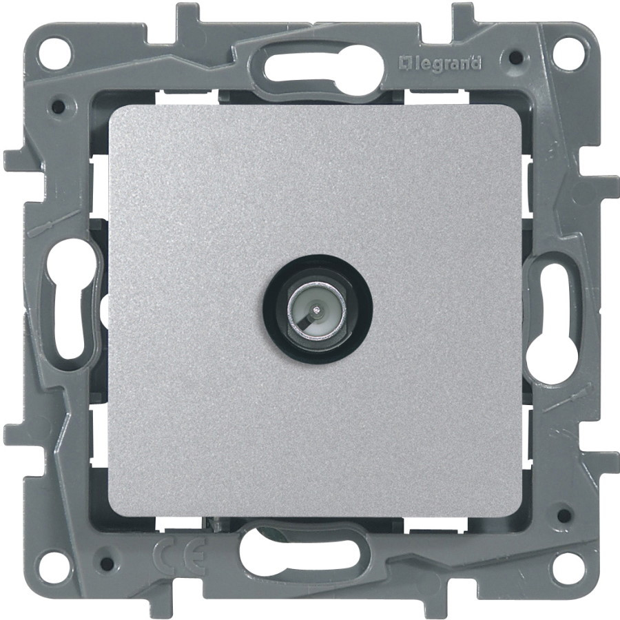 Розетка Legrand Etika 672451