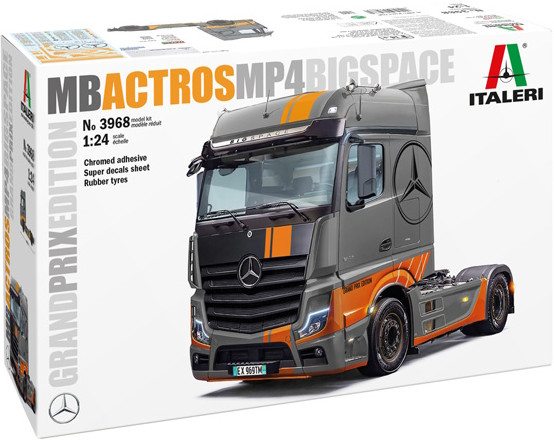 Сборная модель ITALERI MB Actros MP4 Big Space Grand Prix Edition (124)