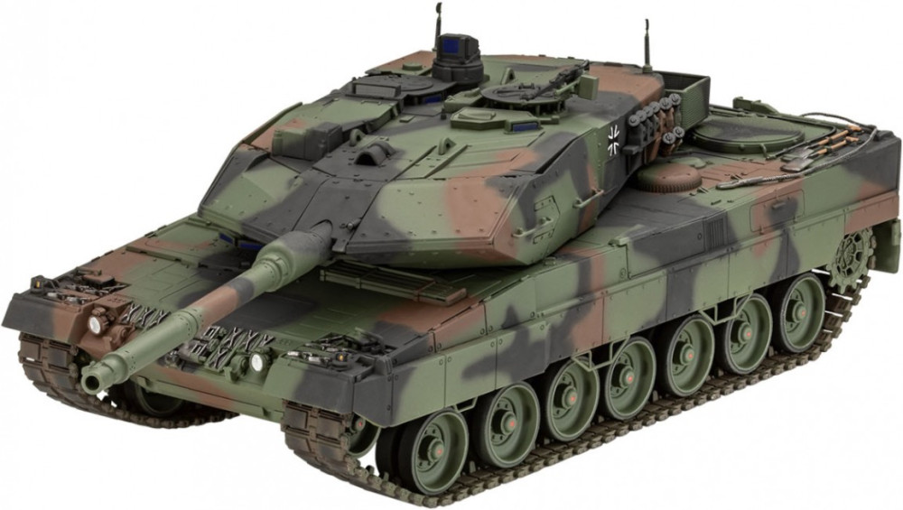 Збірна модель Revell Leopard 2 A6M Plus (135)
