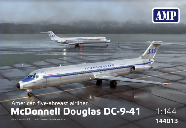 Сборная модель AMP McDonnell Douglas DC-9-41 (1144