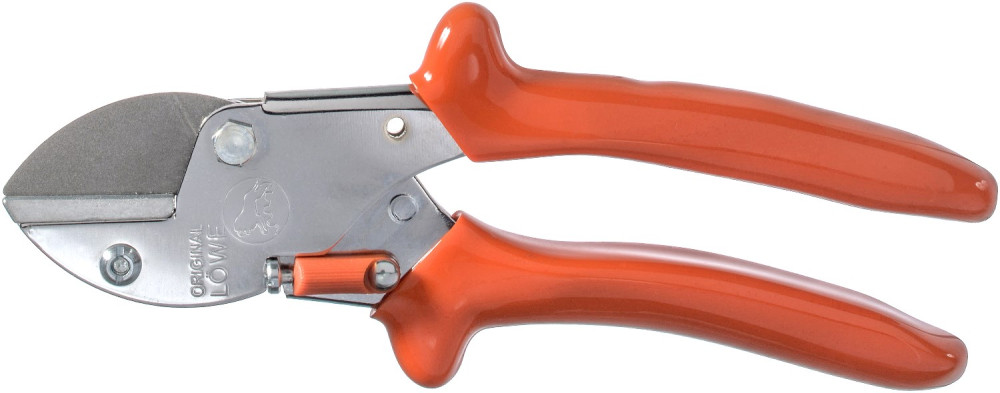 Секатор LOWE 5.107