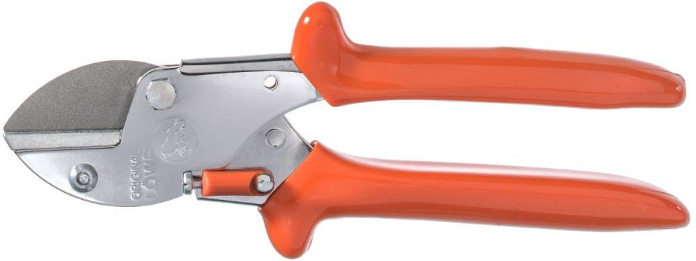 Секатор LOWE 5.104