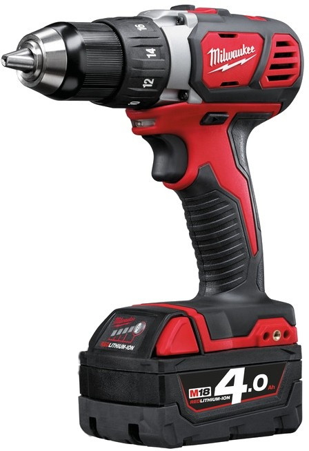 Дрель-шуруповерт Milwaukee M18 BDD-402C (4933443565)