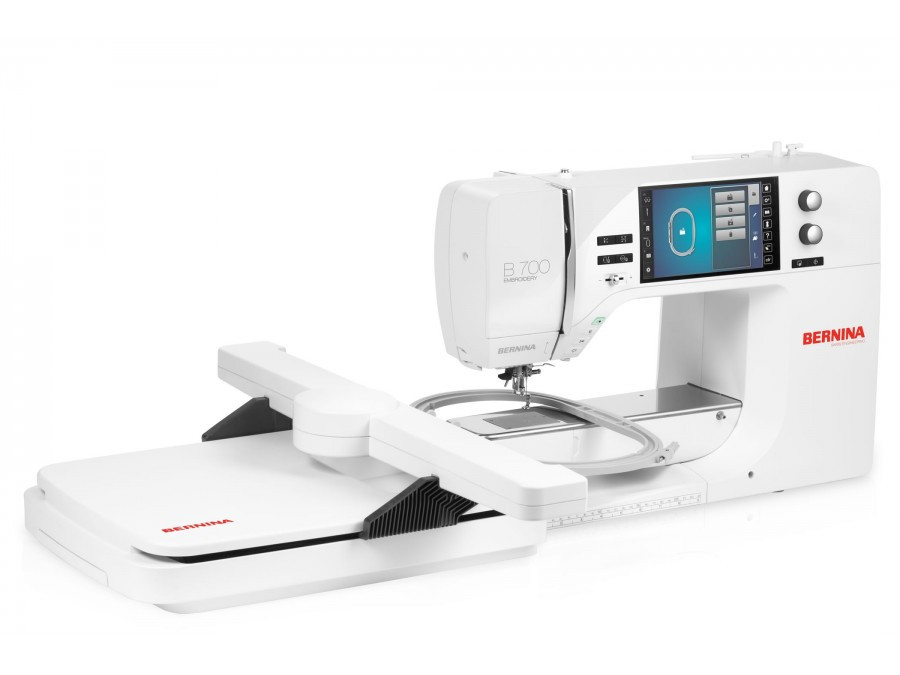 Вышивальная машинка BERNINA B700