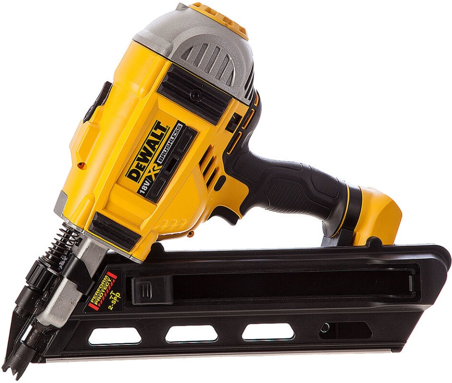 Нейлер DeWALT DCN692N