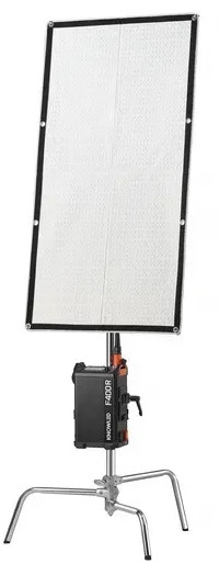 Накамерный свет Godox F400R K1 RGB