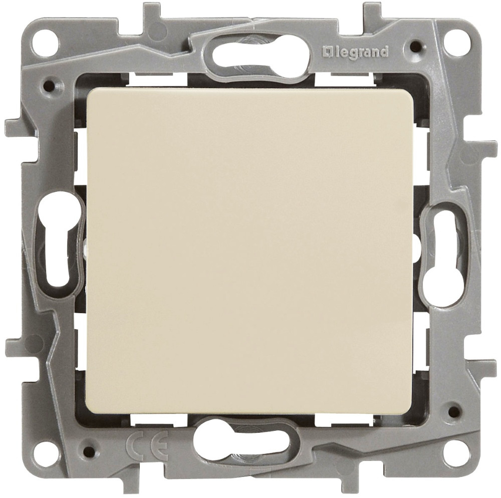 Вимикач Legrand Etika 672301